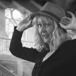 Header BW smiling version cropped 2